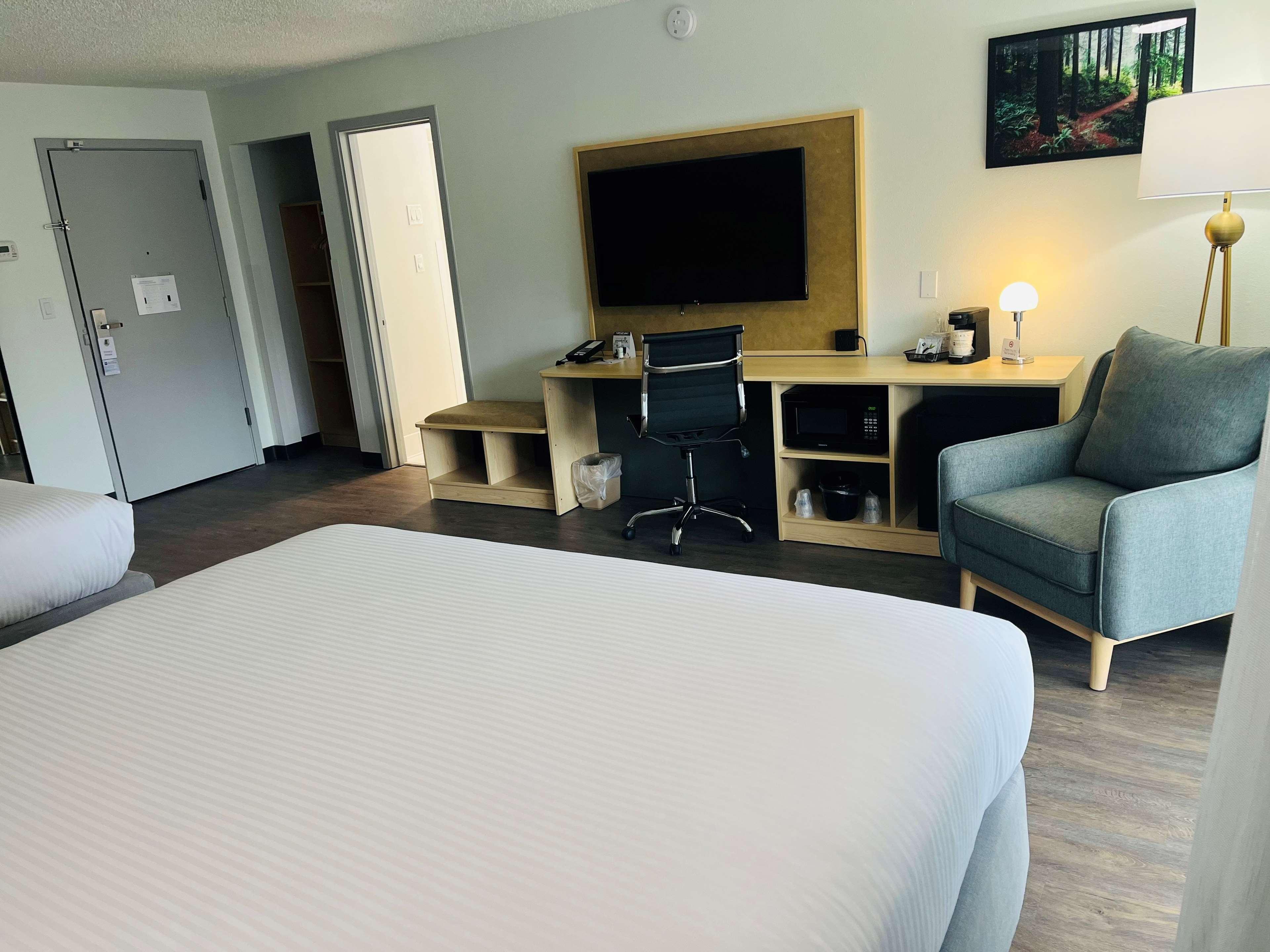 Best Western Portland West Beaverton Экстерьер фото