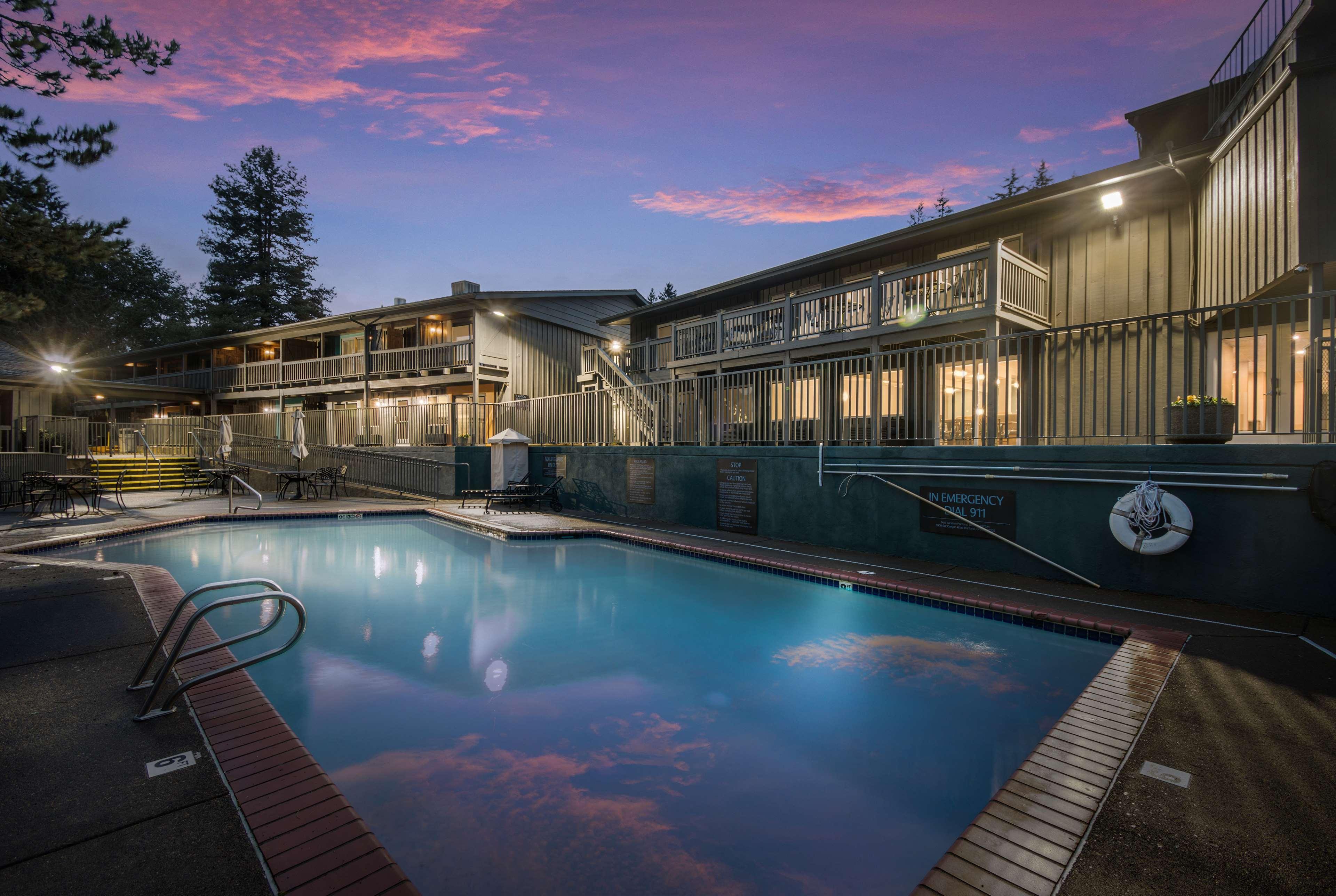 Best Western Portland West Beaverton Экстерьер фото